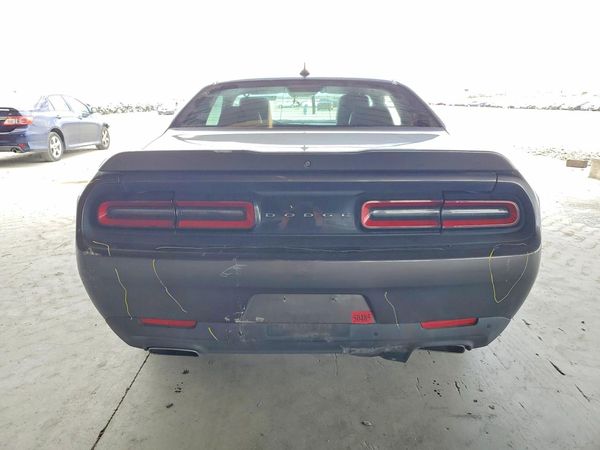 2016 DODGE CHALLENGER SXT