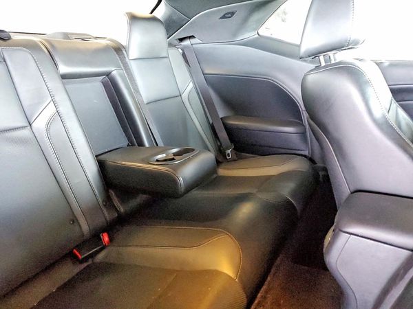 2016 DODGE CHALLENGER SXT