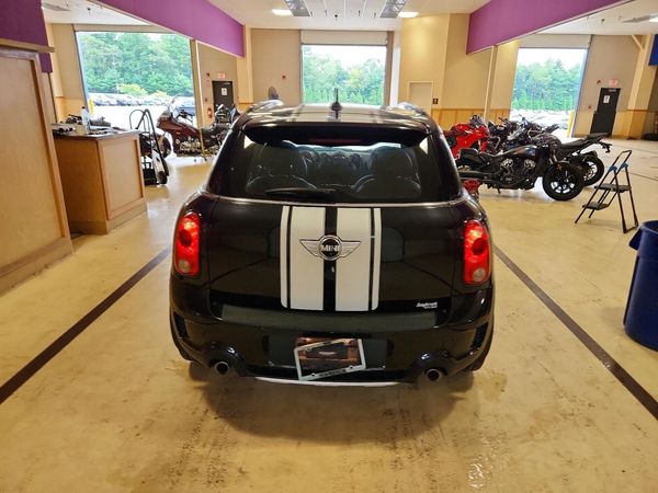 2016 MINI COOPER