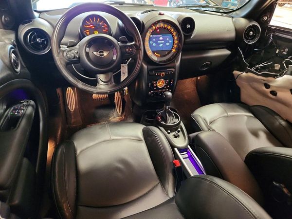 2016 MINI COOPER