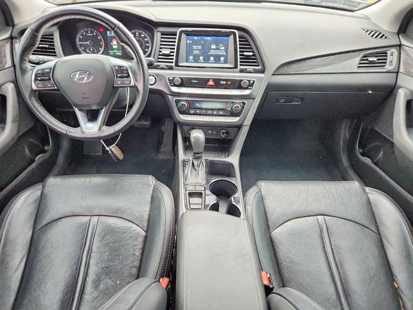 2018 HYUNDAI SONATA