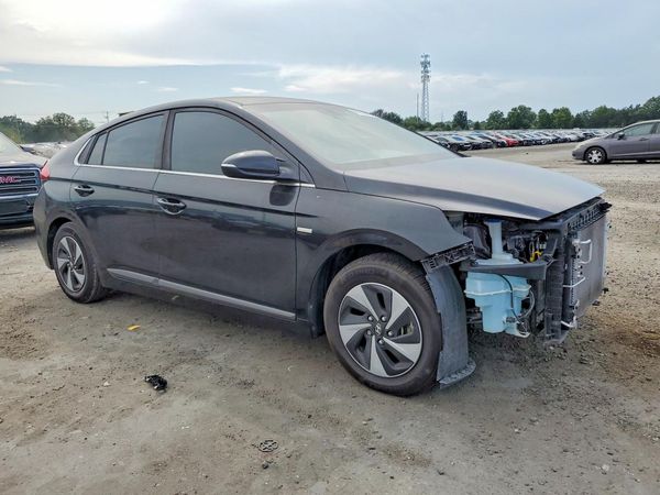 2017 HYUNDAI IONIQ Blue — Passenger 3/4