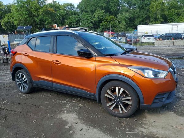 2020 NISSAN KICKS