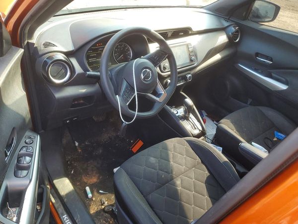 2020 NISSAN KICKS