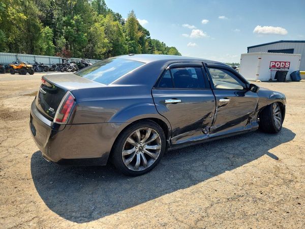 2014 CHRYSLER 300