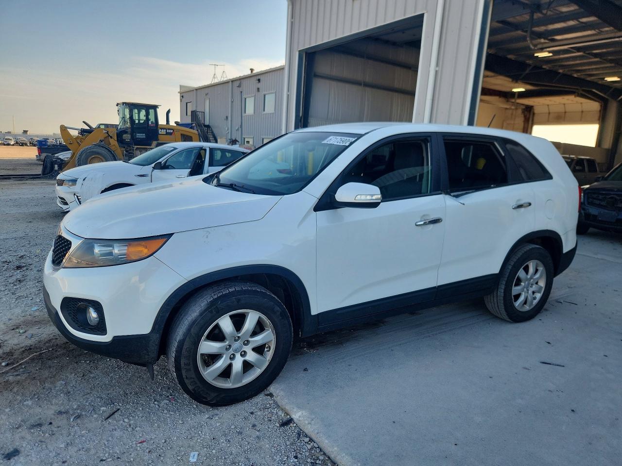2013 KIA SORENTO Base / LX