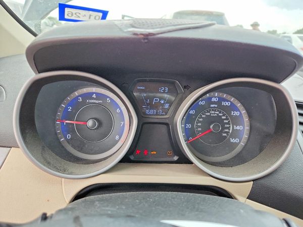2016 HYUNDAI ELANTRA