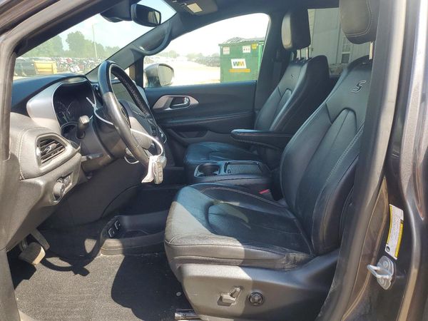 2021 CHRYSLER PACIFICA