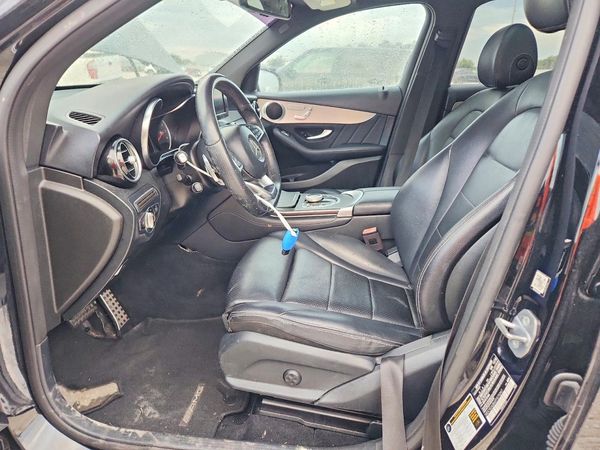 2019 MERCEDES-BENZ GLC GLC300 — DENT