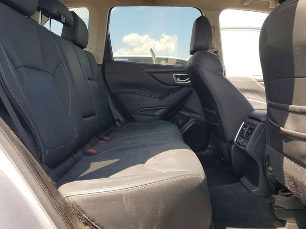 2019 SUBARU FORESTER