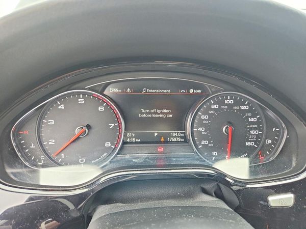 2016 AUDI A8