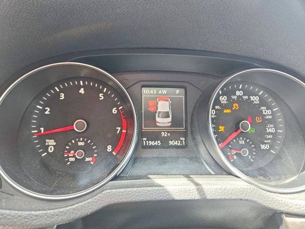 2017 VOLKSWAGEN PASSAT