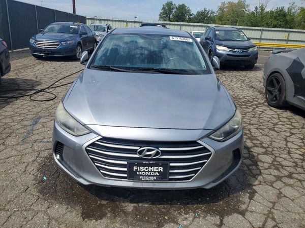 2017 HYUNDAI ELANTRA SE Base