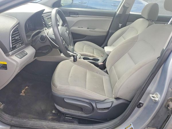 2017 HYUNDAI ELANTRA SE Base