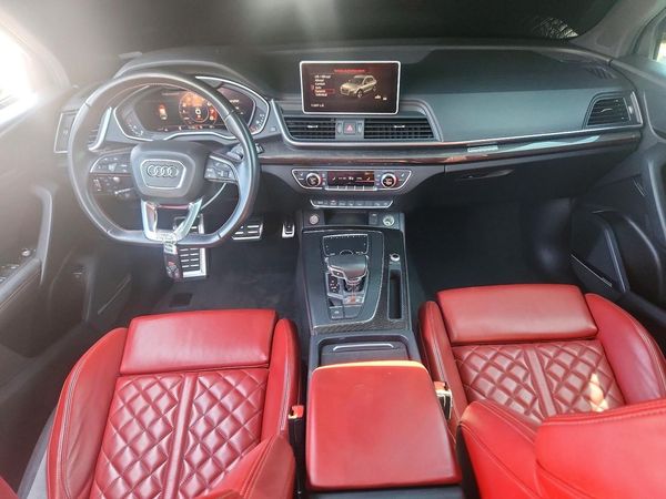 2020 AUDI SQ5