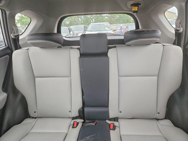 2017 TOYOTA RAV4 Ltd/SE Platinum
