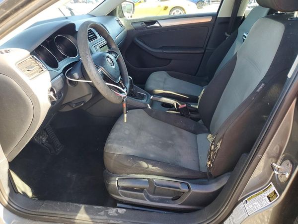 2017 VOLKSWAGEN JETTA