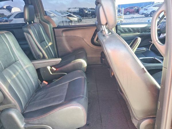 2017 DODGE GRAND CARAVAN GT