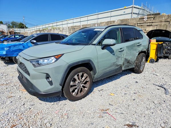 2019 TOYOTA RAV4