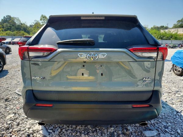 2019 TOYOTA RAV4