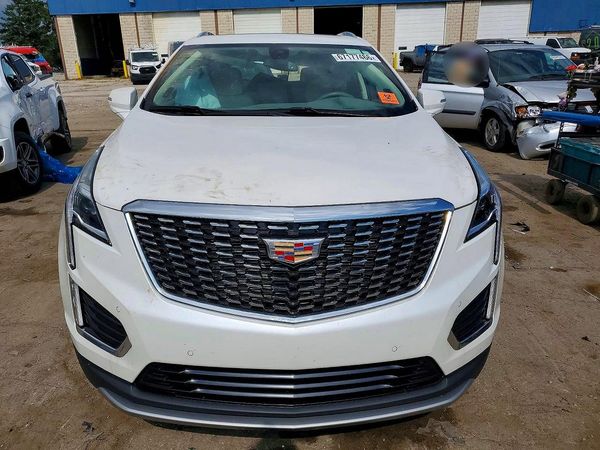 2024 CADILLAC XT5