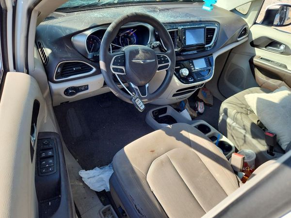 2017 CHRYSLER PACIFICA