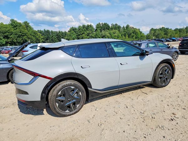 2026 KIA EV6
