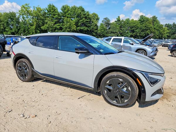 2026 KIA EV6