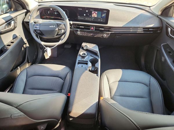 2026 KIA EV6