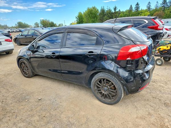2013 KIA RIO 5-DOOR EX / SX