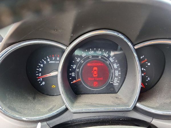 2013 KIA RIO 5-DOOR EX / SX
