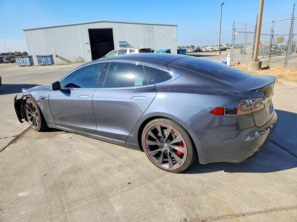 2020 TESLA MODEL S