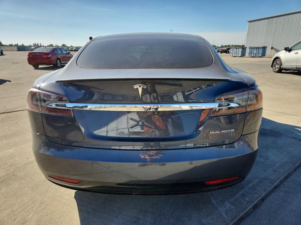 2020 TESLA MODEL S