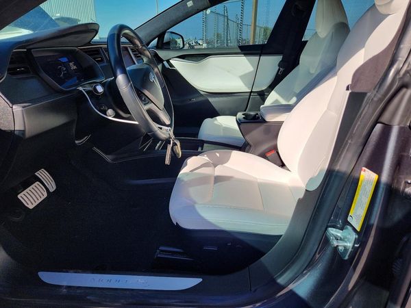 2020 TESLA MODEL S