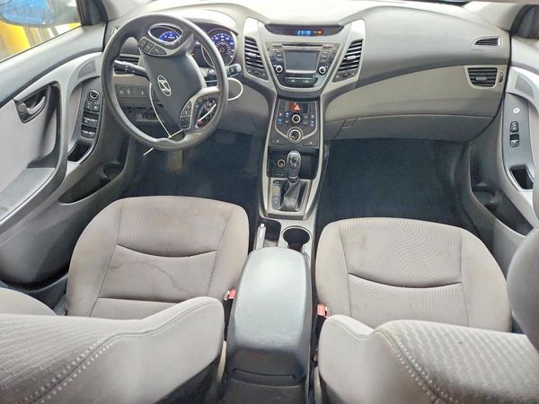 2014 HYUNDAI ELANTRA GLS (Middle)