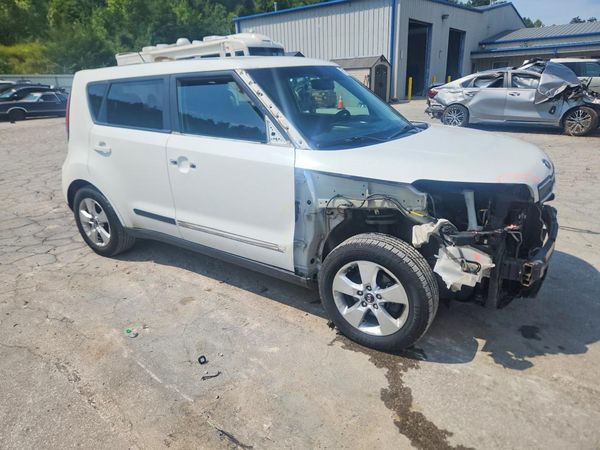 2017 KIA SOUL