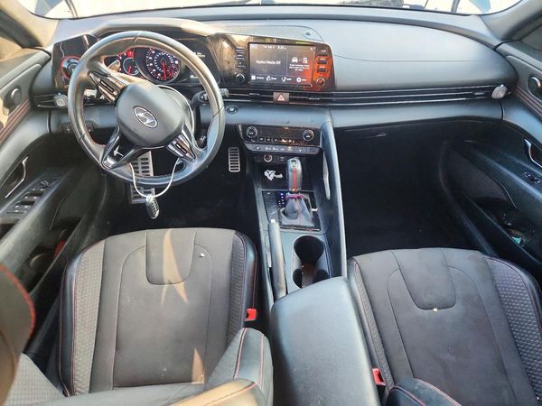 2022 HYUNDAI ELANTRA