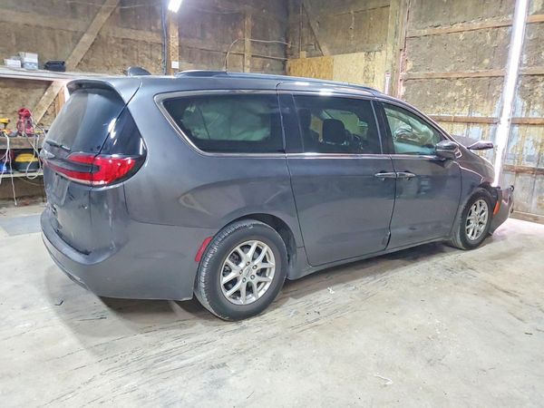 2022 CHRYSLER PACIFICA