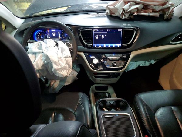 2022 CHRYSLER PACIFICA