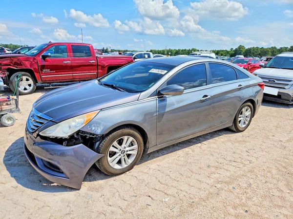 2013 HYUNDAI SONATA GLS/ GLS Popular