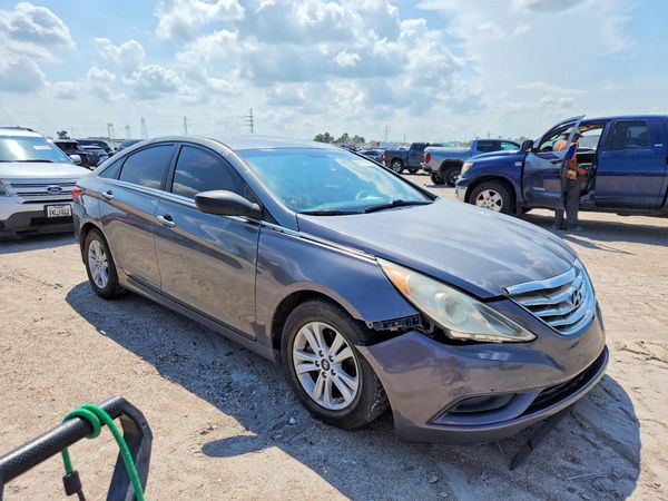 2013 HYUNDAI SONATA GLS/ GLS Popular