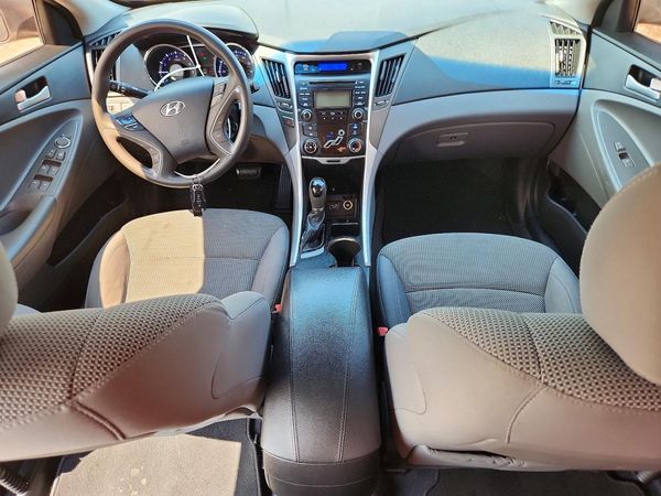2013 HYUNDAI SONATA GLS/ GLS Popular