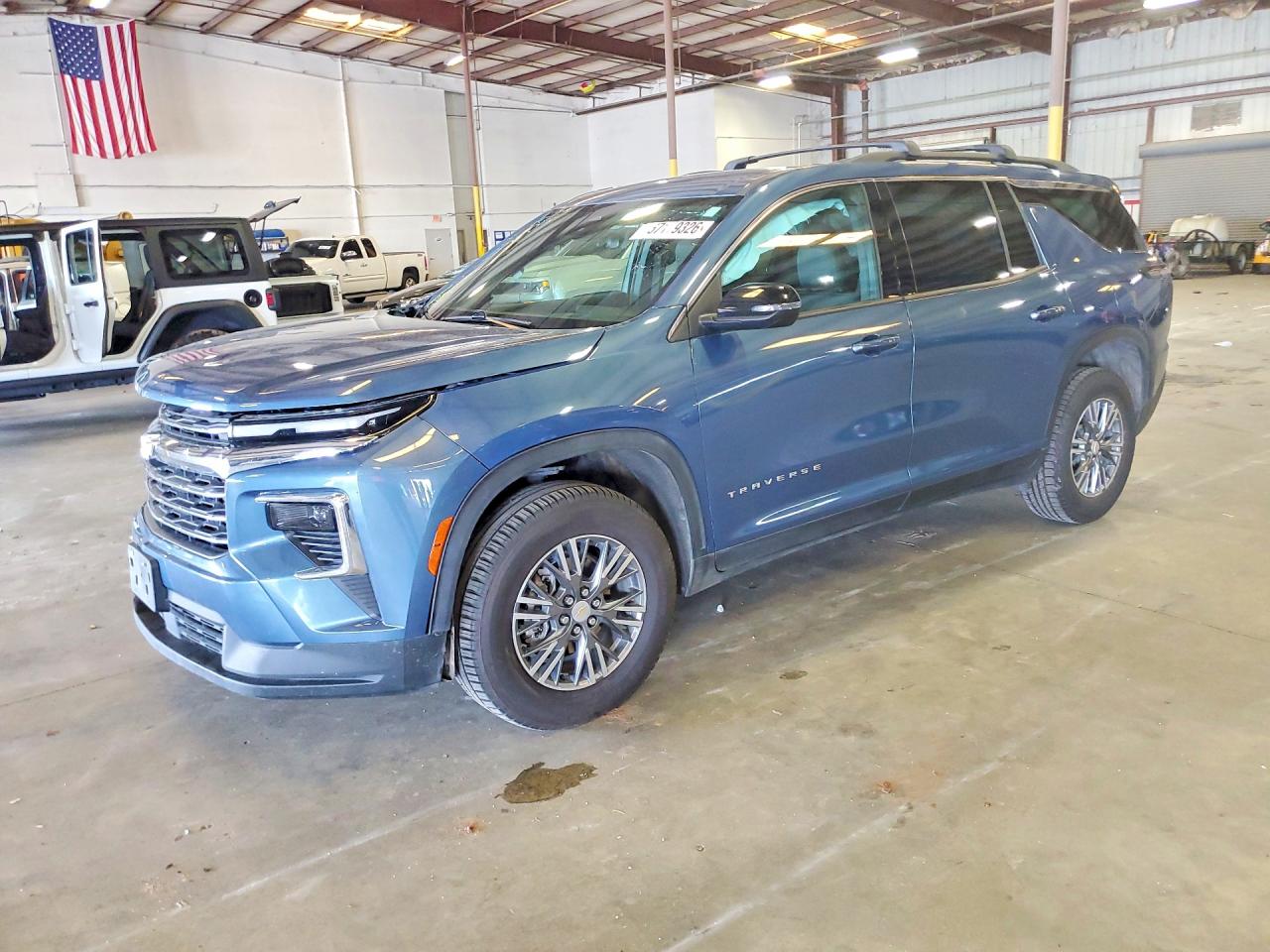 2025 CHEVROLET TRAVERSE LT