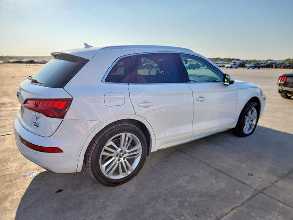 2018 AUDI Q5 quattro Premium Plus
