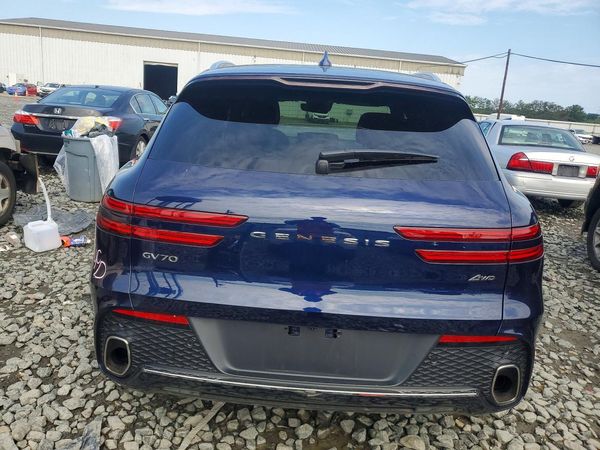 2025 GENESIS GV70