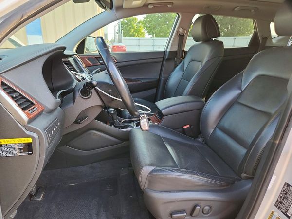 2016 HYUNDAI TUCSON
