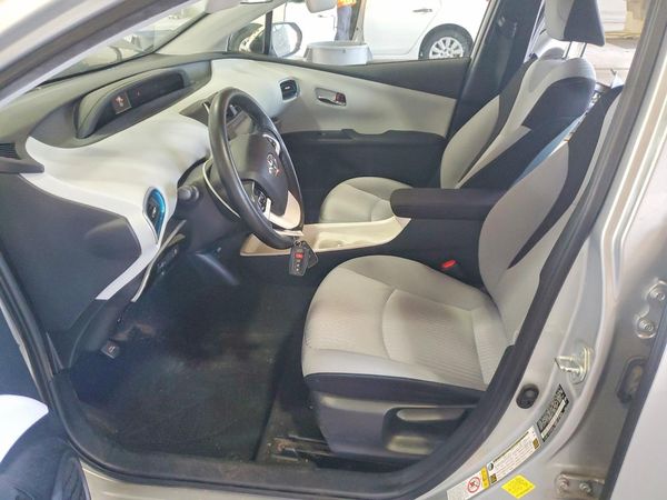 2017 TOYOTA PRIUS Three/Four/Four Adv