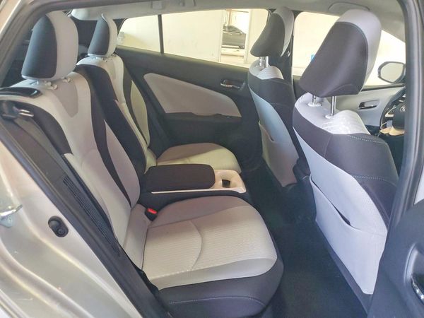 2017 TOYOTA PRIUS Three/Four/Four Adv