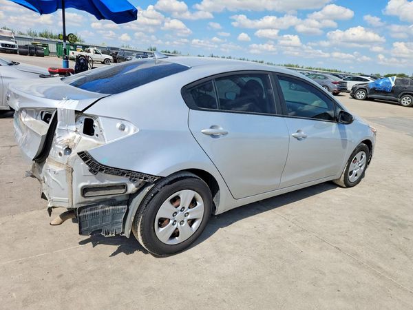 2017 KIA FORTE