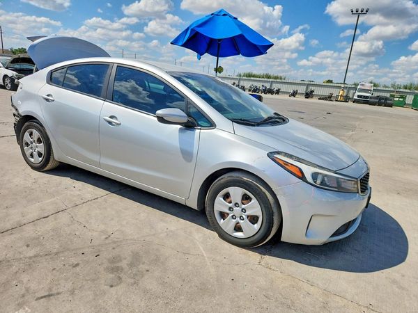 2017 KIA FORTE